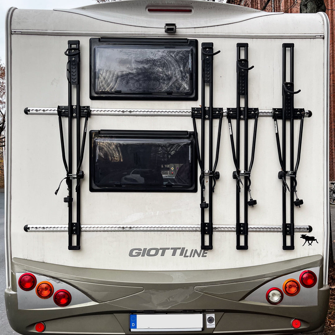 Heckträger mit airlineschienen am Wohnmobil