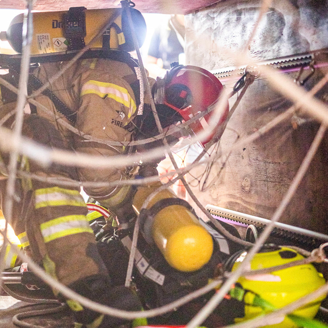 Airlineschienen für die Feuerwehr-Ausbildung
