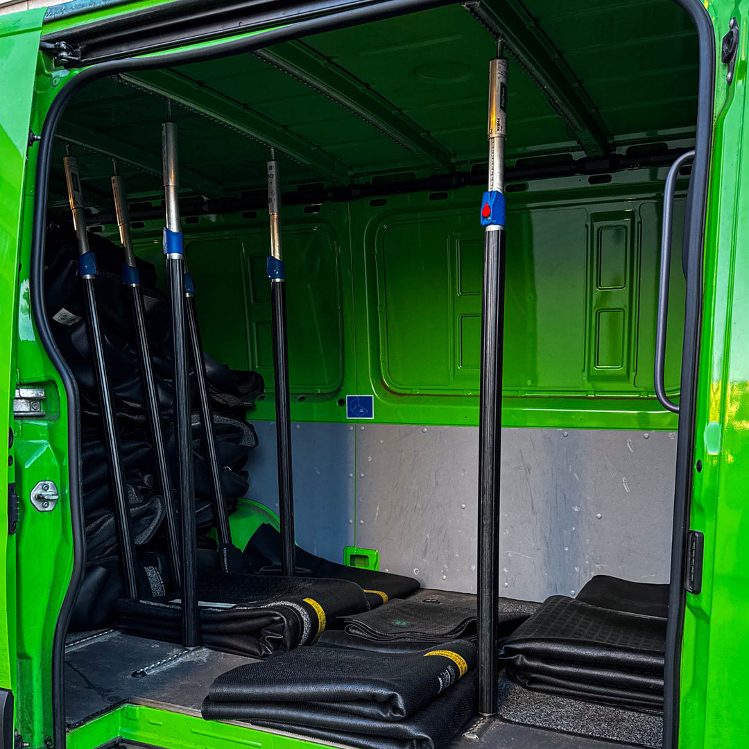 Sperrstange mit Schutzschlauch für Airlineschienen 1,55–2,05m für Transporter